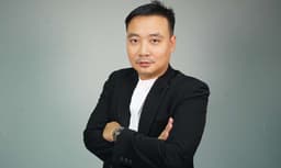 นายภูมิ นวลจันทร์ ผู้จัดการผู้รับอนุญาต บริษัทนำคนต่างด้าวมาทำงานในประเทศ ฟาสท์ แอนด์ อีซี่ จำกัด